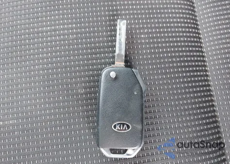 2020 Kia Forte Lxs z USA, uszkodzony, nr VIN 3KPF24AD9LE148463